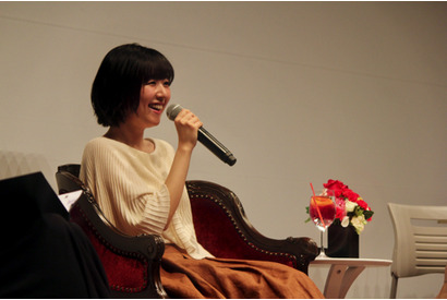 アニメ『通常攻撃が全体攻撃で二回攻撃のお母さんは好きですか？』母の日イベントで茅野愛衣がみんなの母に！「真々子さんの胸に飛び込むような気持ちで楽しんで」【レポート】 画像