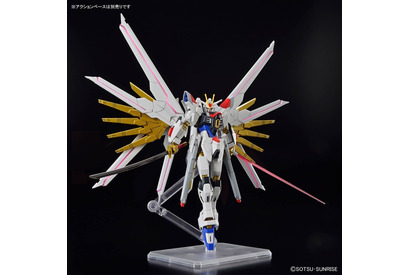 「ガンダムSEED FREEDOM」キラとラクスの最終機体 ガンプラHG「マイティーストフリ」5月25日発売！ ウィングの発光表現は圧巻 画像