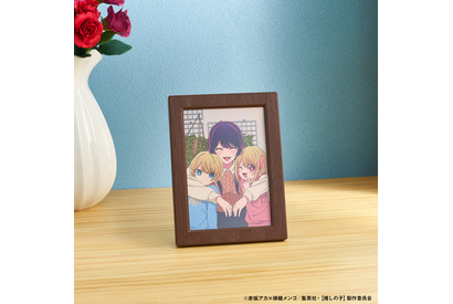 【推しの子】YOASOBI「アイドル」のオルゴールver.が流れる♪ 思い出の写真立てが初商品化 画像