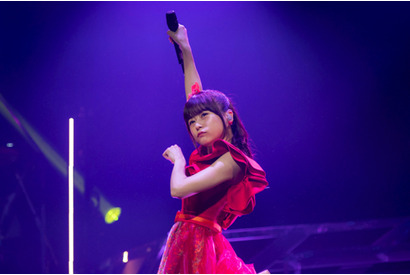 水瀬いのり、約18,000人動員した初の日本武道館2days公演閉幕！「しあわせな虹をキャッチしましょう！」【レポート】 画像