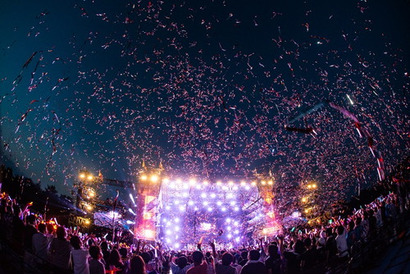 Roseliaが初の野外単独ライブ「Flamme」/「Wasser」を開催!夏の夜をRoseliaカラーに染め上げる圧巻のパフォーマンスを披露【レポート】 画像