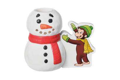 「すみっコぐらし」クリスマスやお正月にぴったりなハッピーセットが登場！ 「おさるのジョージ」も雪遊び♪ 画像
