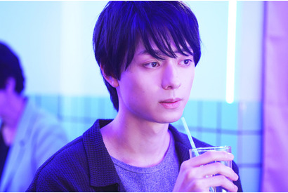 実写映画「山田くんとLv999の恋をする」山田くん（演・作間龍斗）の場面写公開 マンガから飛び出してきた再現度！ 画像