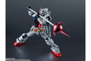 「こいつ…動くぞ」ガンダムの多彩なアクションが可能なフィギュアが発売！ガンダム・ハンマーやハイパー・バズーカなどの武器も付属 画像