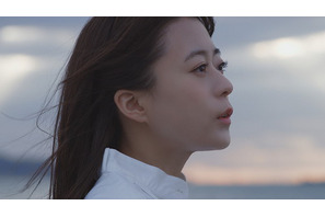 水瀬いのり、自身作詞の「ココロソマリ」のドラマ仕立てのミュージッククリップ公開！ 画像