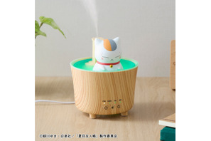 「夏目友人帳」ニャンコ先生がお風呂でリラックス♪ 冬にぴったりなルームライト加湿器が登場 画像
