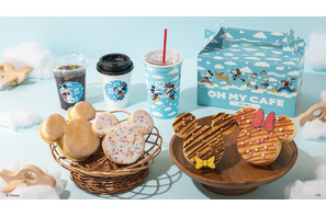 「ディズニー」ミキミニと空に憧れ旅へ♪ オリジナルカップやグッズもカワイイ！パン＆ドリンクスタンドが羽田空港にオープン 画像