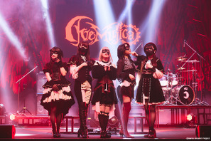 「バンドリ！」Ave Mujicaに「まどマギ」ClariSも！ABEMA「日本アニメトレンド大賞」ライブ情報が明らかに 画像