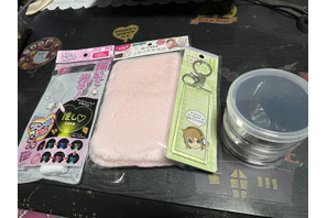 不器用な私を“推し活の天才”に変える「Seria」の100均神グッズ4選。銀テープもぬい活も劇的レベルアップ！【暮らしの推し活手帳】 画像