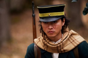 実写「ゴールデンカムイ」杉元（山崎賢人）vs鶴見中尉（玉木宏）vs土方（舘ひろし）！思惑が交差する三陣営PV公開 画像