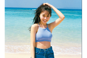 Seventeenモデル・久間田琳加が『週刊プレイボーイ』に登場！沖縄の海で天真爛漫にはしゃぐ 画像