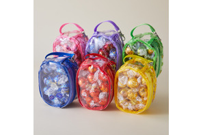 推し活界隈で話題！「リンツ」の推しカラーポーチに新色登場♪ チョコ詰め放題イベントが今年も開催決定！ 画像