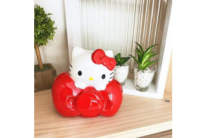 ハローキティのインテリアにも◎な貯金箱が登場♪ 3種ラインナップで発売中 画像