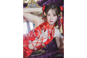 全編コスプレがテーマ!? 猫耳配信者、セクシーチャイナ、白髪男装も…！上西怜、写真集「れーちゃんこれくしょん」イベントの特典写真お披露目 画像