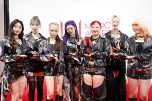 HANA 艶やかにしなやかに！レッドカーペット＆授賞フォト満載！ 「MUSIC AWARDS JAPAN 2026」で喜びのコメントも 画像