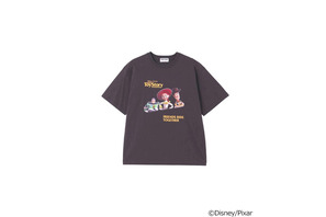 ウッディ＆バズ＆ジェシーが仲良くデザイン♪ 「トイ・ストーリー」ROSE BUDコレクション登場！ 名シーンTシャツやポーチなど遊び心あふれるアイテムがラインナップ♪ 画像