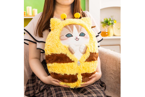 mofusandが蜂に大変身だにゃん!? 全長約45cmのBIGサイズ抱きぬいや、ふわもこぬいも♪ オンラインくじが登場【8月26日11時から】 画像