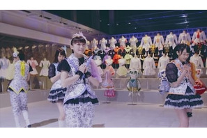 i☆Ris、ニューシングル「Memorial」でプリパラ歴代OP衣装&キャラクター衣装54着をバックに踊るMVが解禁！ 画像