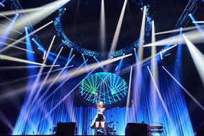シンガー・藍井エイル、デビュー10周年で初の横浜アリーナ単独公演！「やっとここまで来ることができました」 公式レポ
