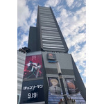 壁面広告＆チェンソーマンキャラクターフラッグ