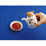「リラックマ寿司 しょうゆさし」使用イメージ（C）2025 SAN-X CO., LTD. ALL RIGHTS RESERVED.