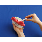 「すみっコすし おすしぬいぐるみポーチ」使用イメージ（C）2025 SAN-X CO., LTD. ALL RIGHTS RESERVED.