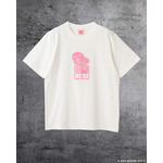 劇場版『チェンソーマン レゼ篇』× マンガート ビームス「レゼ 花束 ショートスリーブ Tシャツ」（C）2025 M/CSMP（C）TF/S