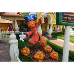 高気温で大人気パレードは中止に…！　東京ディズニーランドの“Dハロ”が明日開幕！