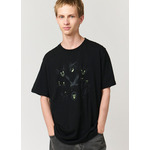 ディズニーヴィランズ×グラニフ「手下｜Tシャツ」着用イメージ（C）Disney