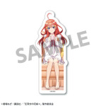 TVスペシャルアニメ『五等分の花嫁＊』描き下ろしダイカットステッカー 中野五月 ナイトウェアver.（C）春場ねぎ・講談社／「五等分の花嫁＊」製作委員会