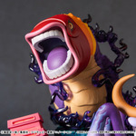BANDAI SPIRITS「ワンピース ワールドコレクタブルフィギュア PREMIUM-モンキー・D・ルフィVS五老星」シェパード・十・ピーター聖（C）尾田栄一郎／集英社・フジテレビ・東映アニメーション