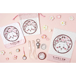 「ちいかわもぐもぐ本舗」ロゴデザイン雑貨