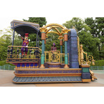 ハロウィン本番!超人気パレード&アトモス、楽しい全身仮装で盛り上がる秋の東京ディズニーリゾート