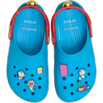 crocs「キッズ ドラえもん クラシック クロッグ」（C）1970-2025 Fujiko Pro