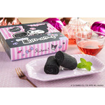 「クロミの黒いロールケーキ」