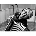 【音楽家（監修・演奏）】伊賀拓郎