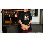 映画『鬼太郎誕生 ゲゲゲの謎』×石黒亜矢子コラボグッズ「クルーネックTシャツ（鬼太郎とねこ娘）」使用イメージ（C）映画「鬼太郎誕生ゲゲゲの謎」製作委員会