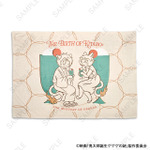 映画『鬼太郎誕生 ゲゲゲの謎』×石黒亜矢子コラボグッズ「ビッグブランケット（鬼太郎の父と鬼太郎の母）」（C）映画「鬼太郎誕生ゲゲゲの謎」製作委員会