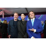 映画『ズートピア2』ワールドプレミア 左から:ジャレド・ブッシュ、江口のりこ、バイロン・ハワード(C)2025 Getty Images/Getty Images for Disney