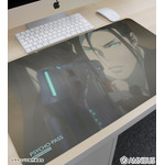 『劇場版 PSYCHO-PASS サイコパス PROVIDENCE』宜野座 伸元 場面写マルチデスクマット　使用イメージ（C）サイコパス製作委員会