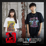 AIR TWOKYO『ゴジラVSデストロイア』グッズコレクション「30周年 シーンイラストTシャツ 1(呉爾羅)」「30周年 シーンイラストTシャツ 6(ゴジラ&デストロイア)」着用イメージ TM &(C)TOHO CO.,LTD.