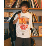 劇場版『チェンソーマン レゼ篇』FREAK'S STOREプリント クルーネックTシャツ「Bomb」着用イメージ（C）2025 MAPPA／チェンソーマンプロジェクト（C）藤本タツキ／集英社