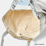 「EVANGELION SHOPPING TOTE BAG」SILVER 価格:9,900円(税込)