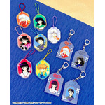 ランダムアクリルキーホルダー、アクリルお守り／各390円（税込429円）