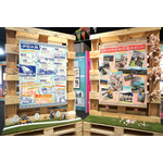 「『ゆるキャン△』10周年記念展 ＼キャンプの思い出 集めちった／」