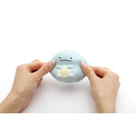 すみっコぐらし「グミグミパーティー」ぷにぷにマスコット　使用イメージ（C）2025 SAN-X CO., LTD. ALL RIGHTS RESERVED.