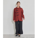 TVアニメ『らんま1/2』× earth music＆ecology Japan Label「チャイナシャツジャケット」ボルドー　着用イメージ（C）高橋留美子・小学館/「らんま1/2」製作委員会