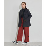 TVアニメ『らんま1/2』× earth music＆ecology Japan Label「チャイナパンツ」ボルドー　着用イメージ（C）高橋留美子・小学館/「らんま1/2」製作委員会