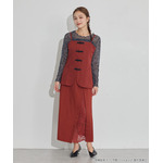 TVアニメ『らんま1/2』× earth music＆ecology Japan Label「チャイナビスチェ」ボルドー　着用イメージ（C）高橋留美子・小学館/「らんま1/2」製作委員会