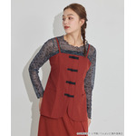 TVアニメ『らんま1/2』× earth music＆ecology Japan Label「チャイナビスチェ」ボルドー　着用イメージ（C）高橋留美子・小学館/「らんま1/2」製作委員会